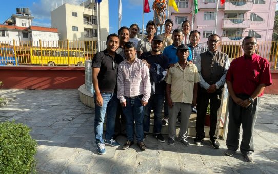 Alumni Batch Distributes Funds to Non-Clerical School Staff